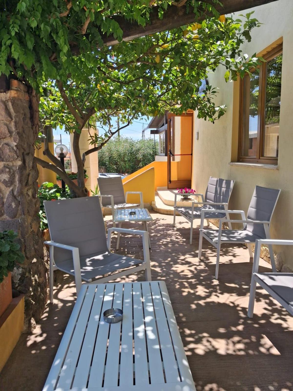 Hotel La Playa Cala Gonone Kültér fotó
