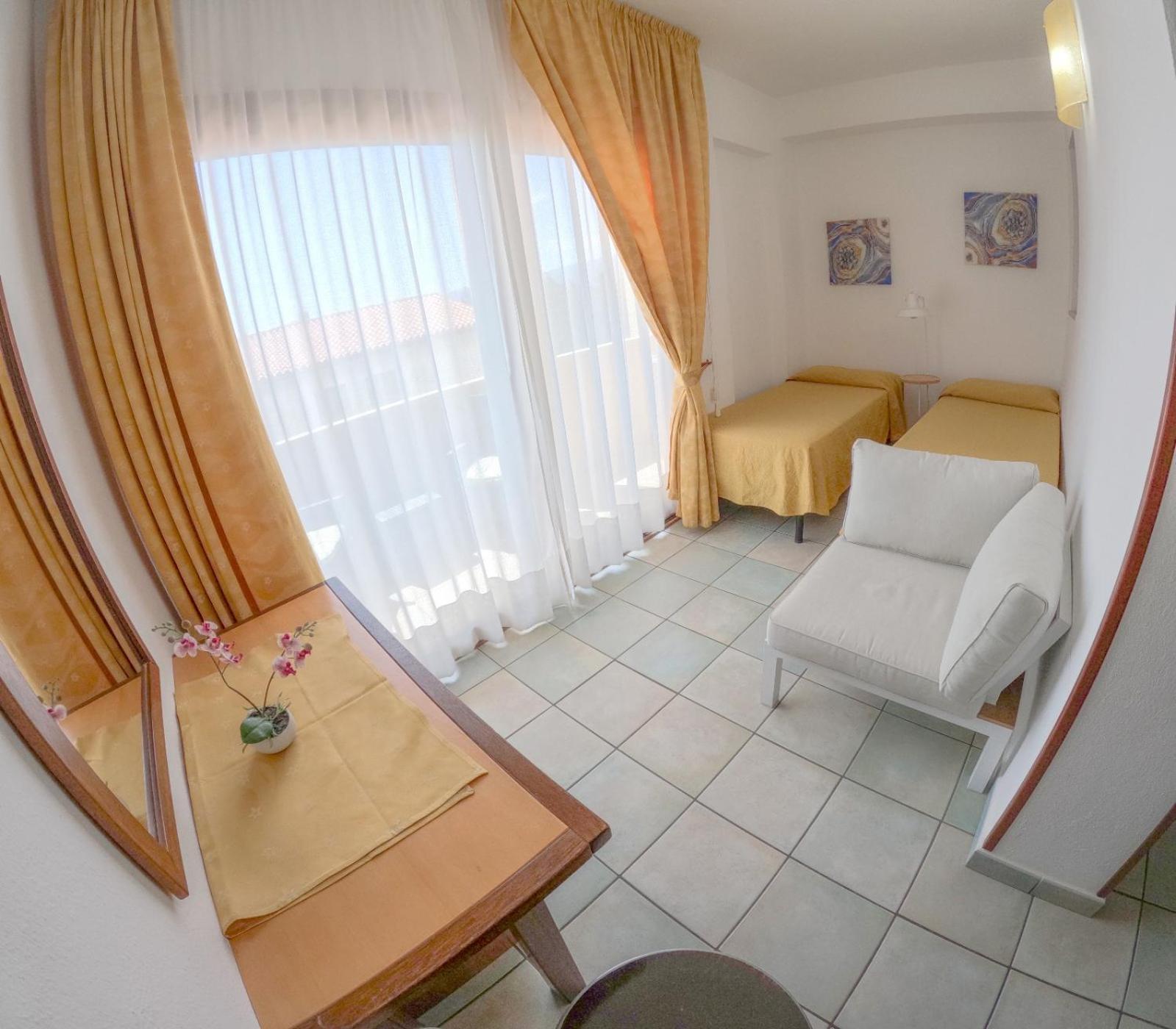 Hotel La Playa Cala Gonone Kültér fotó